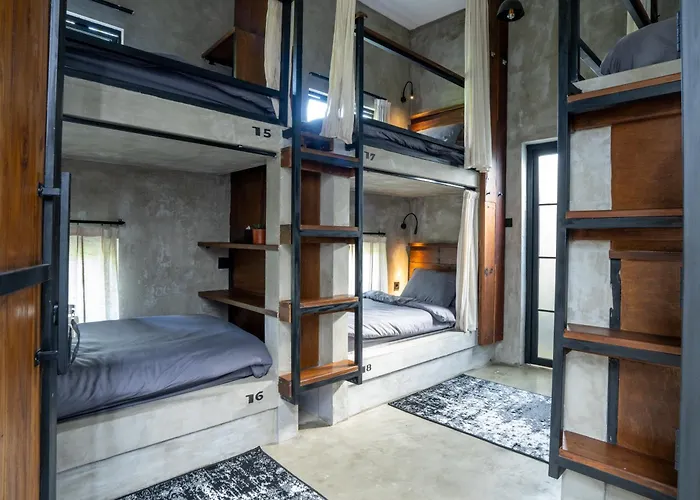 Iron Wave Uluwatu