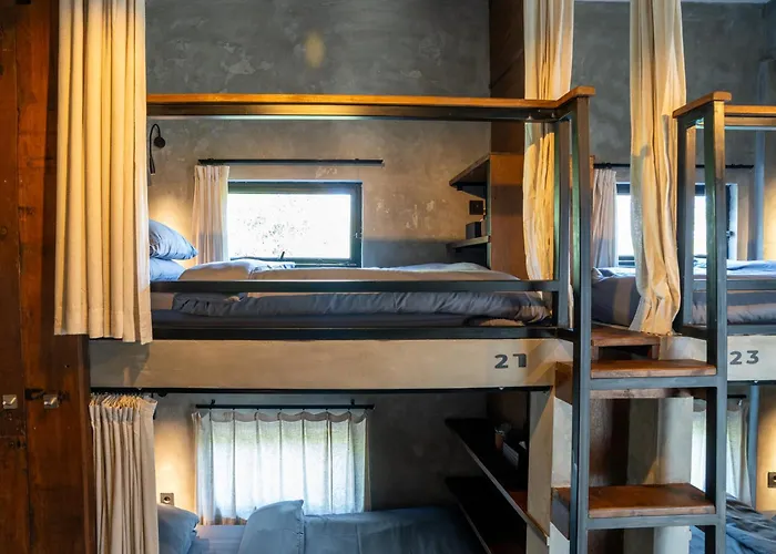 Iron Wave Uluwatu Hostel Pecatu